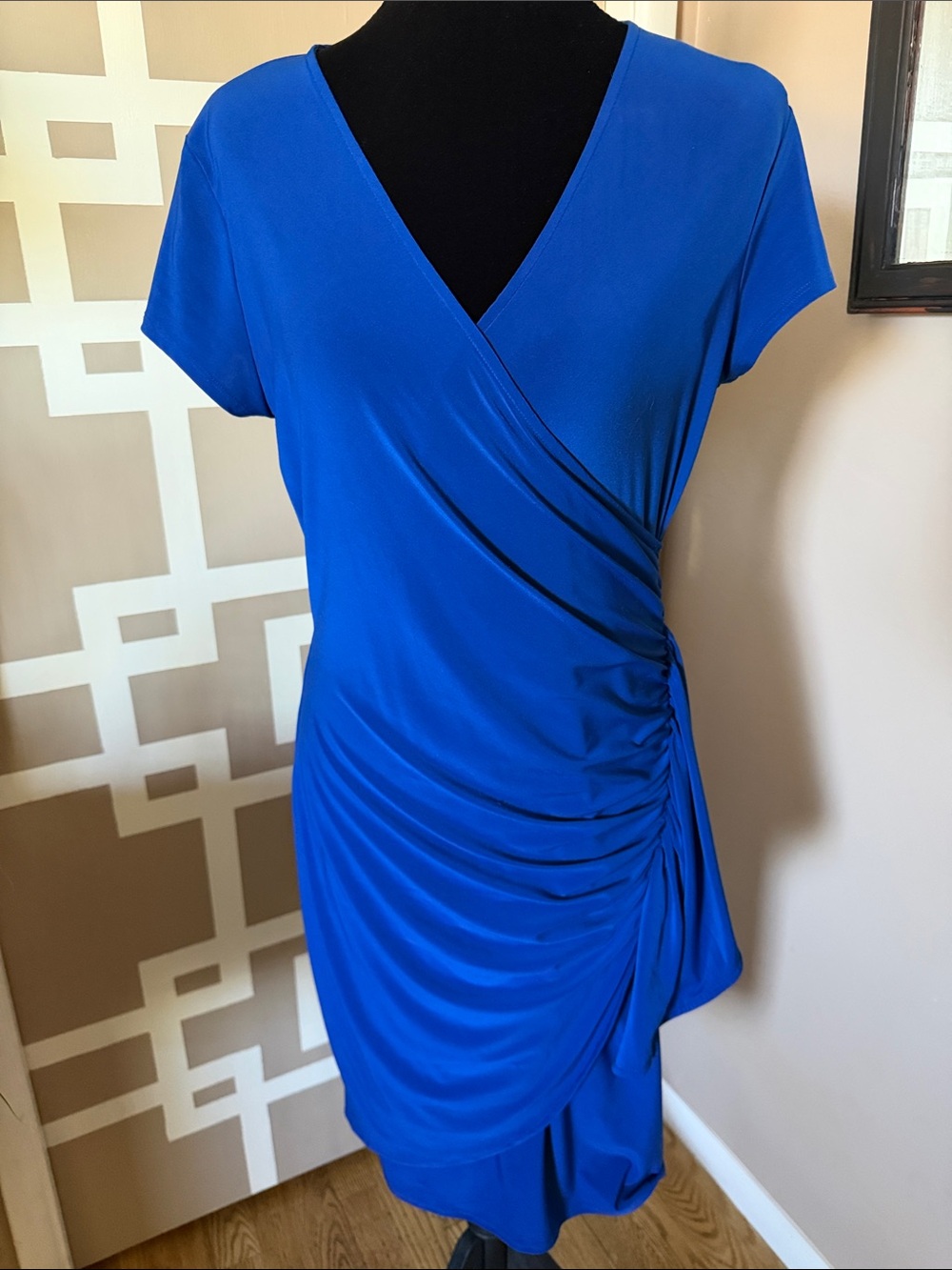 New York & Company Cobalt Blue V-Neck Ruched Midi Faux Wrap Dress LIKE NEW Sz S
